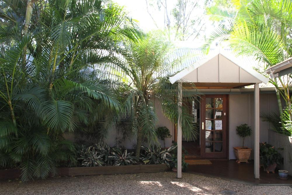 Arabella Guesthouse Alexandra Headland Exterior foto